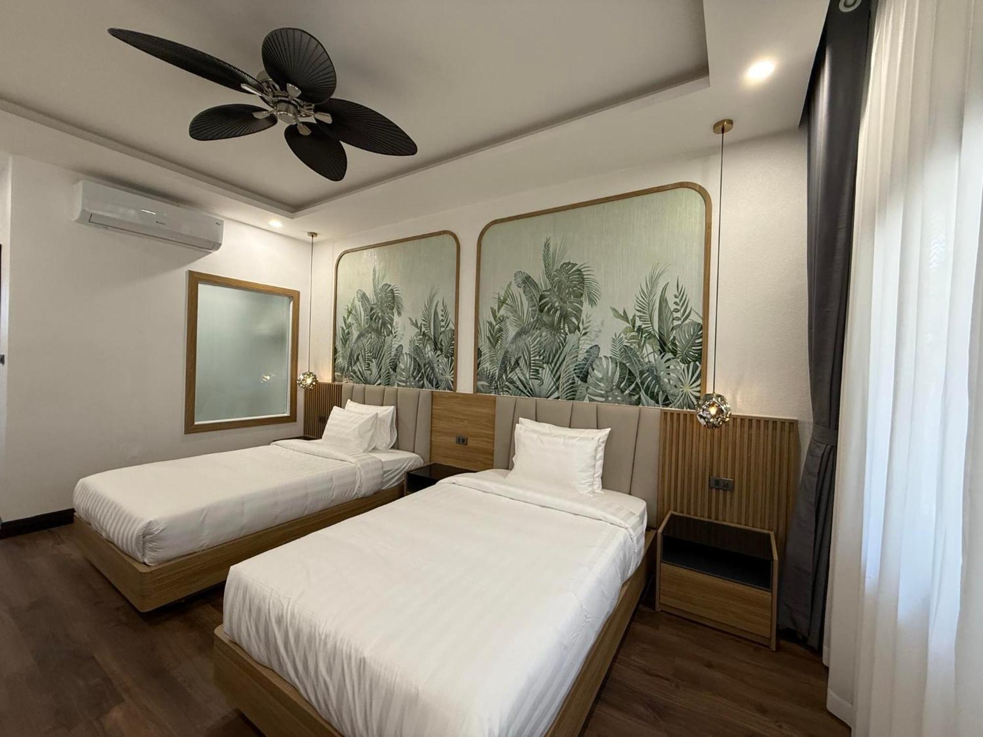 Deluxe Twin Room